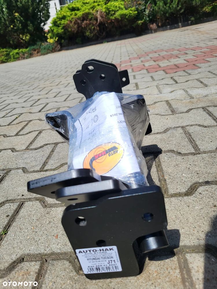 Hak holowniczy HYUNDAI TUSCON  07.2015 / 06.2018 2200 kg - 2