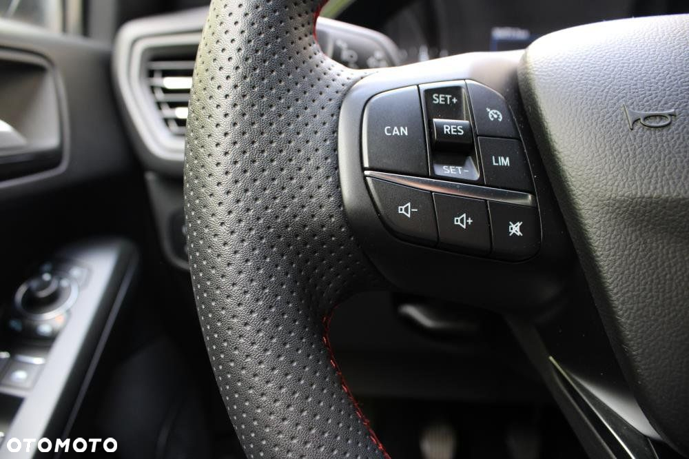 Ford Focus - 13