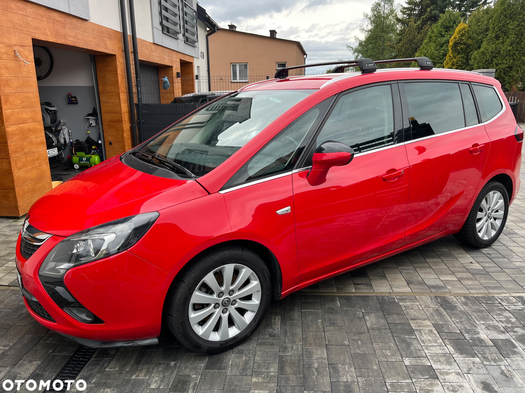 Opel Zafira 1.6 T SIDI Cosmo EU6 - 2
