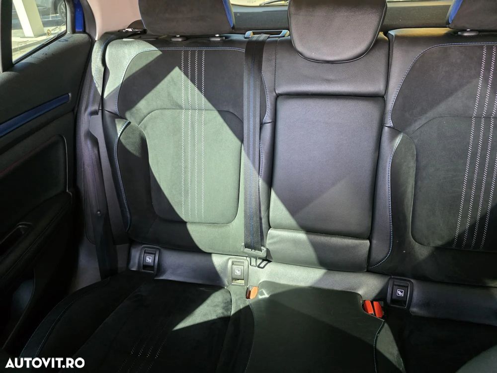 Renault Megane ENERGY dCi EDC GT - 32