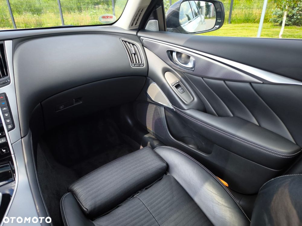 Infiniti Q50 - 15