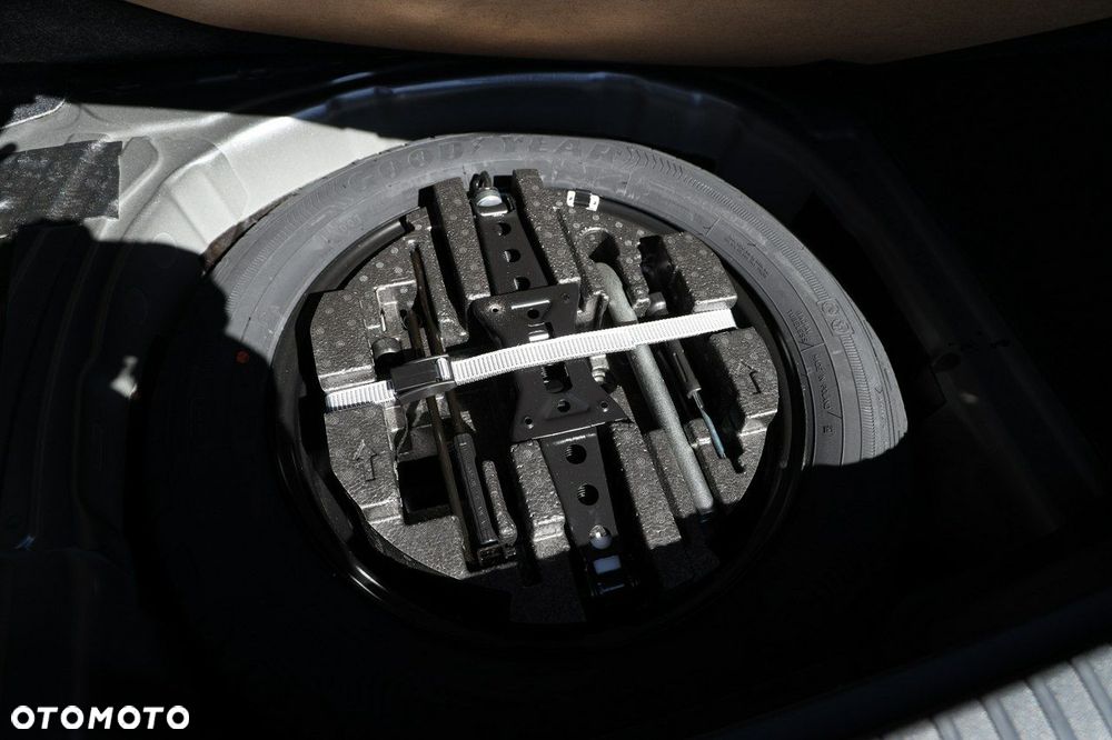 Skoda Kamiq 1.0 TSI Selection - 38