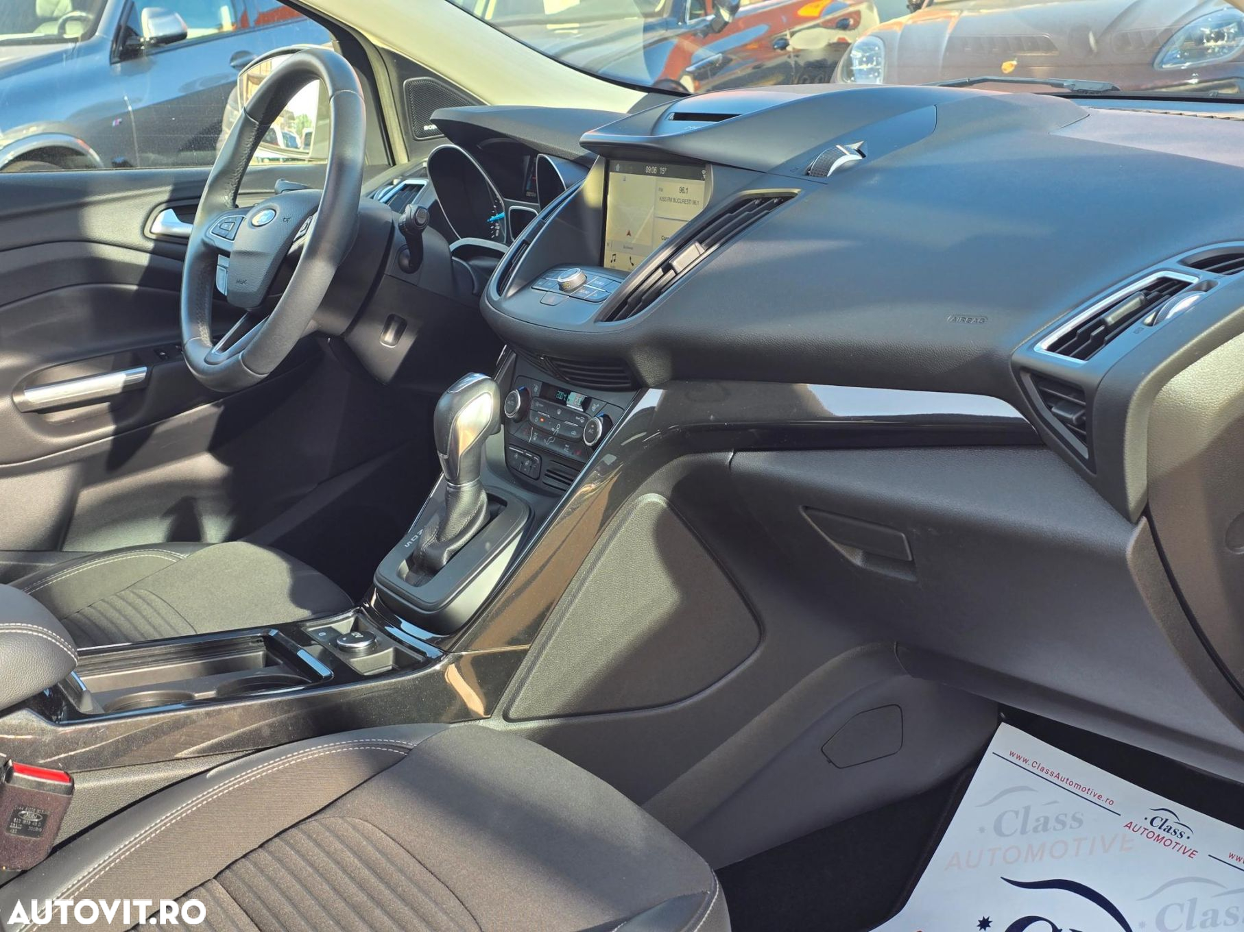 Ford Kuga - 13