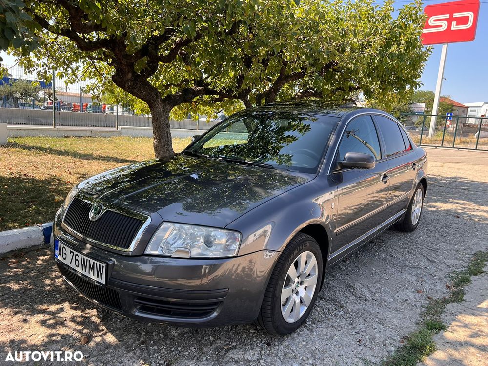 Skoda Superb 1,9 TDI Elegance - 17