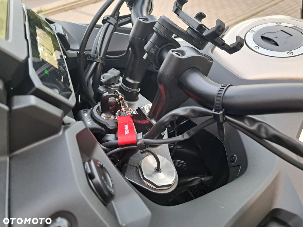 Honda NT - 13