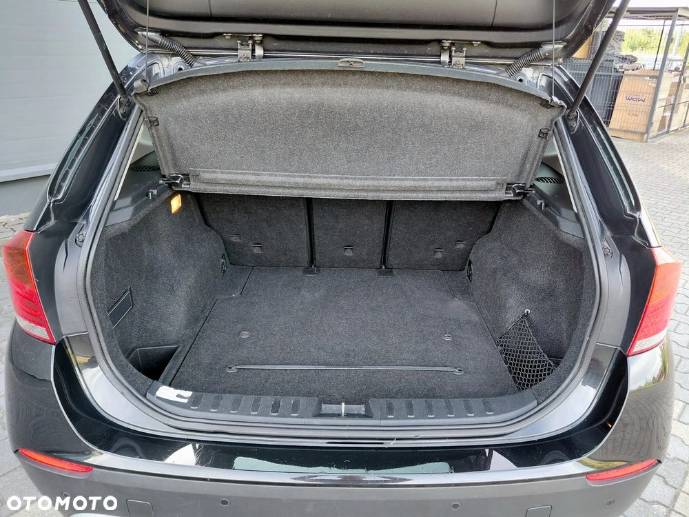 BMW X1 xDrive20d - 16