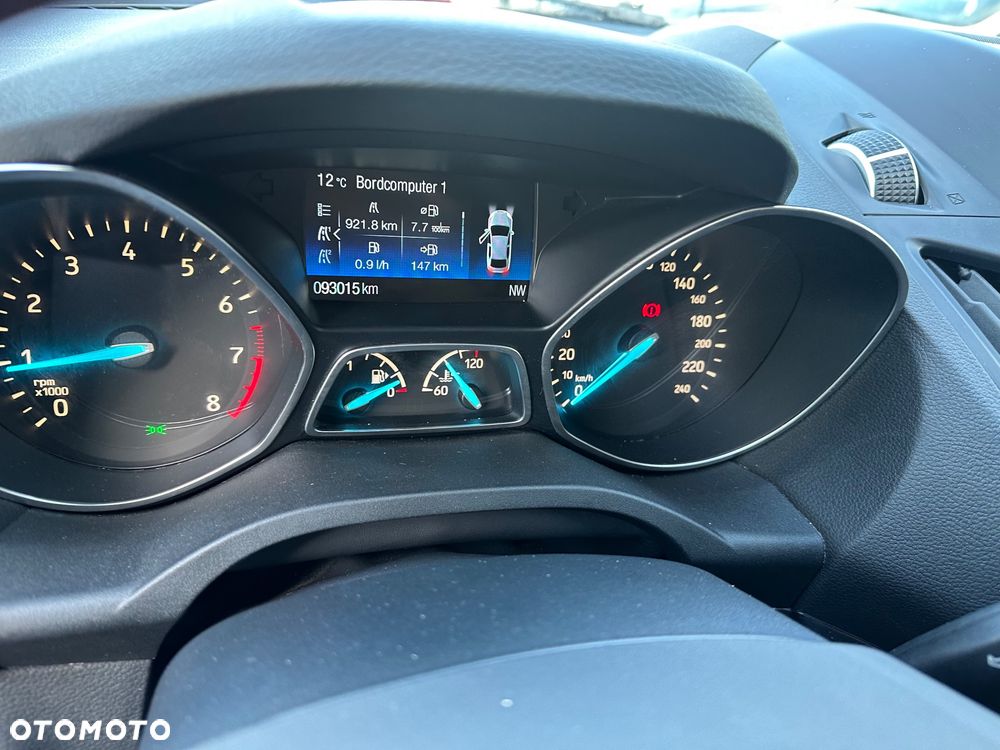 Ford Kuga - 3