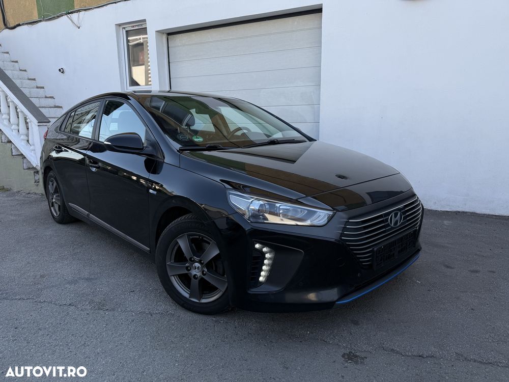 Hyundai IONIQ - 1