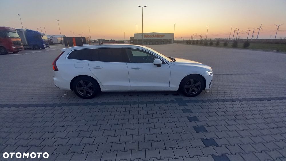 Volvo V60 D3 AWD Momentum - 5
