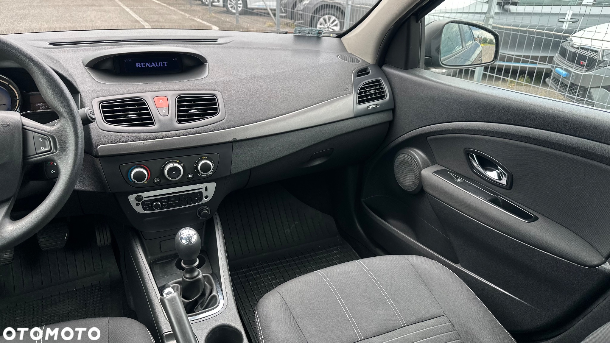 Renault Fluence 1.5 dCi Intens - 13