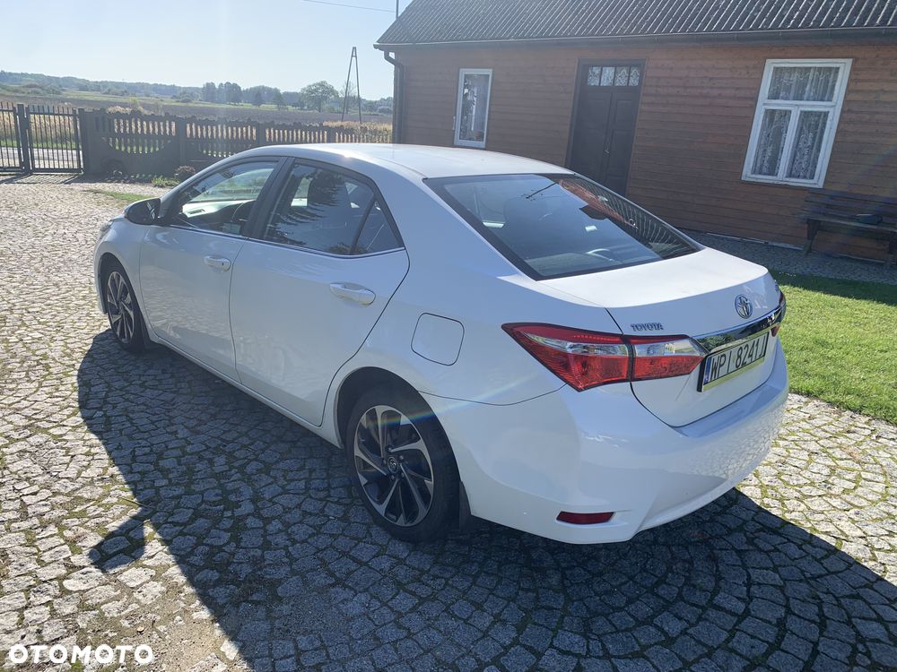 Toyota Corolla 1.4 D-4D Premium - 5