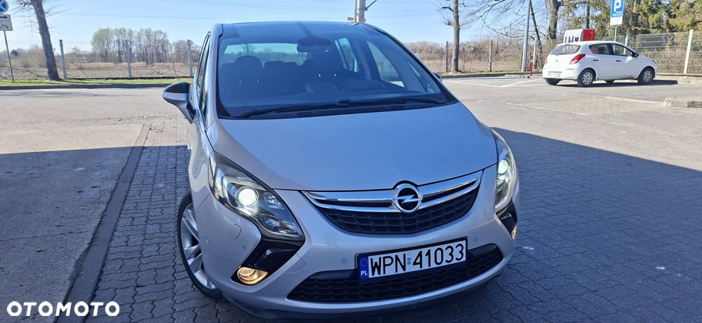 Opel Zafira 1.4 T Cosmo - 27