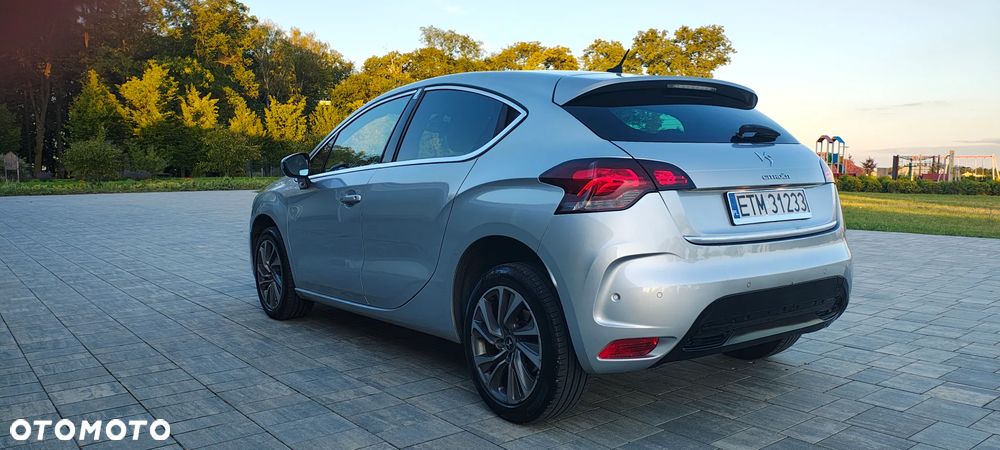 Citroën DS4 1.6 e-HDi SoChic MCP - 13
