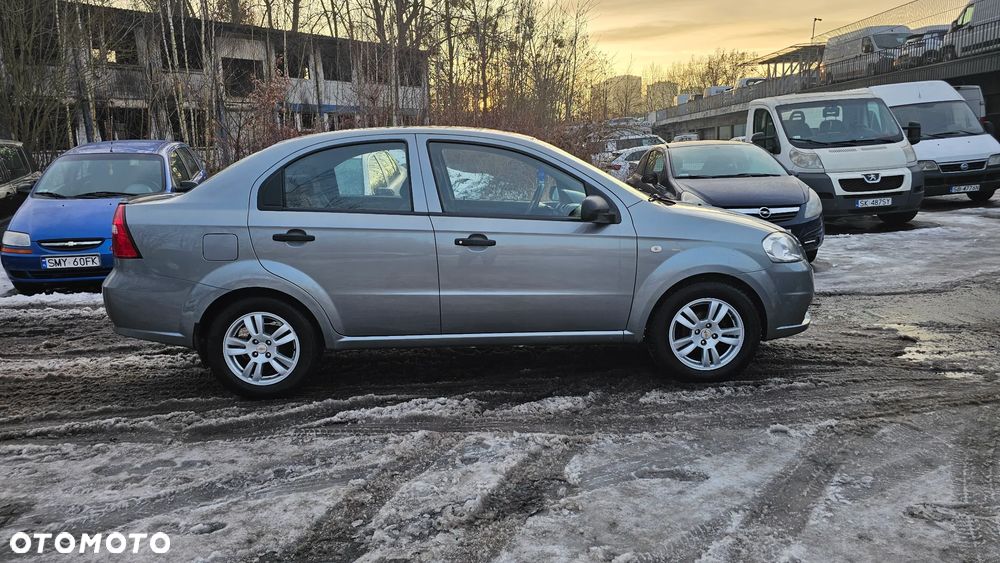 Chevrolet Aveo 1.2 16V LS - 15