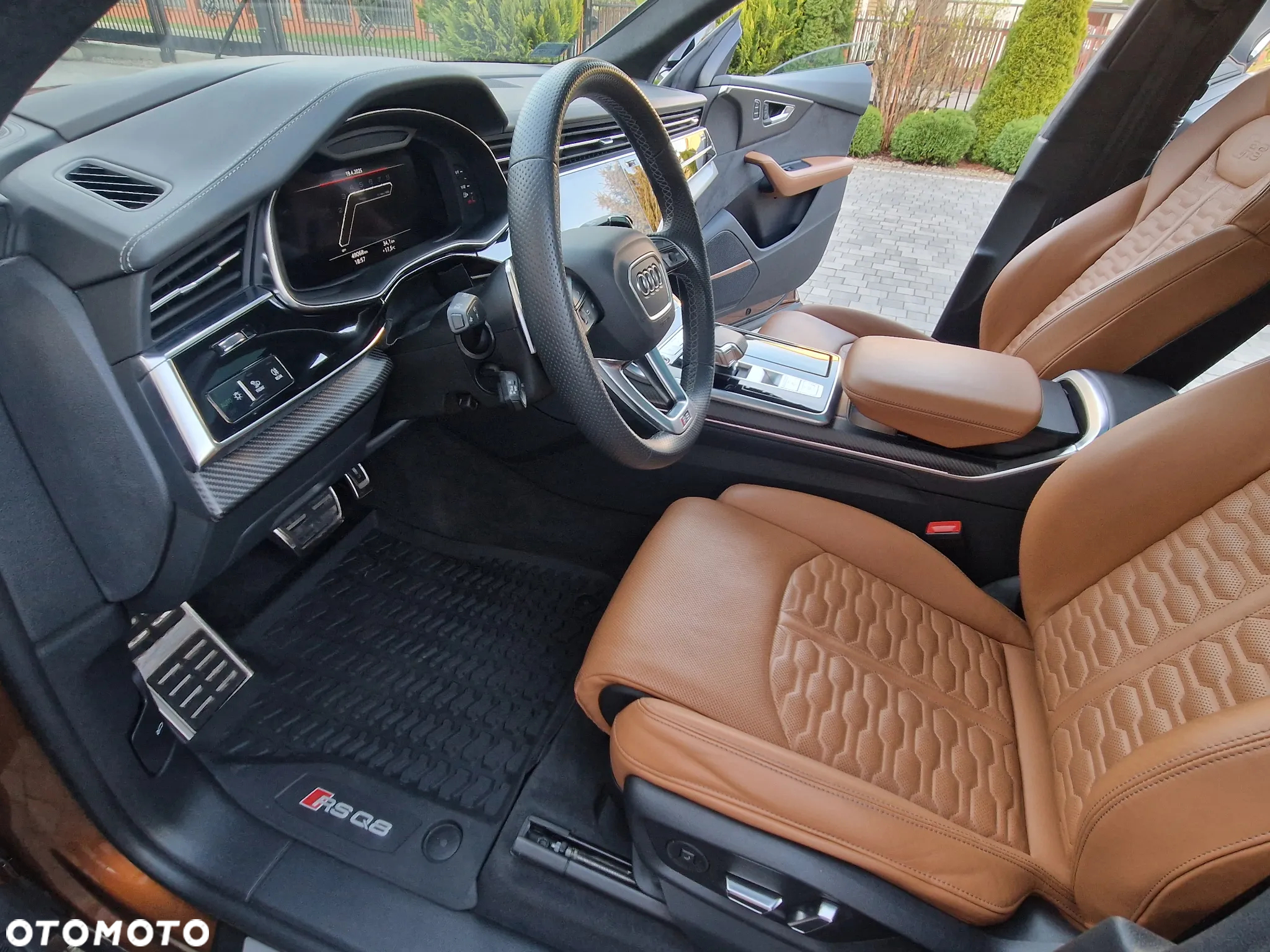 Audi RS Q8 - 26