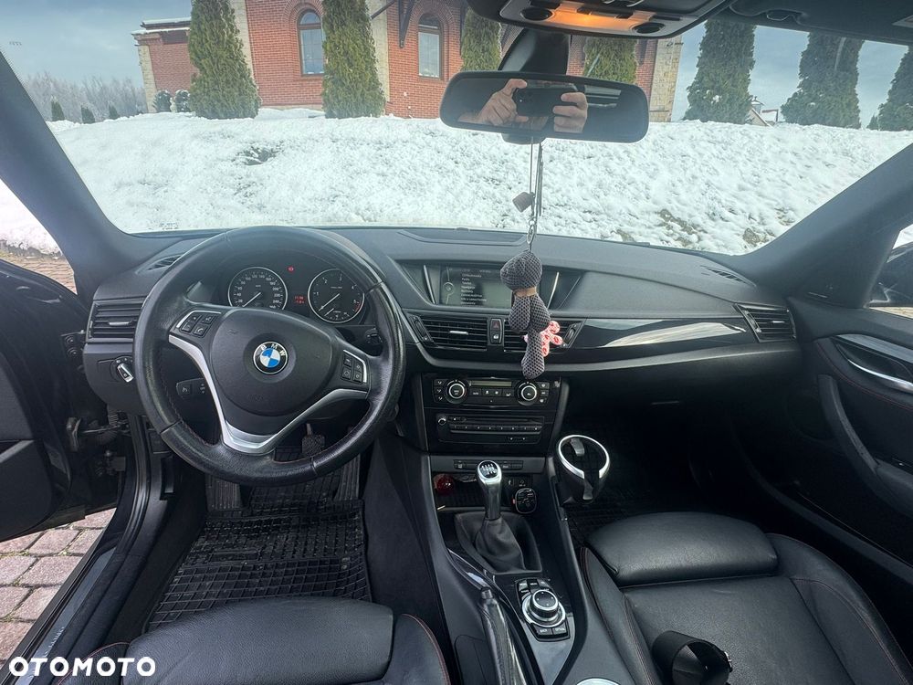 BMW X1 xDrive20d Sport Line - 11
