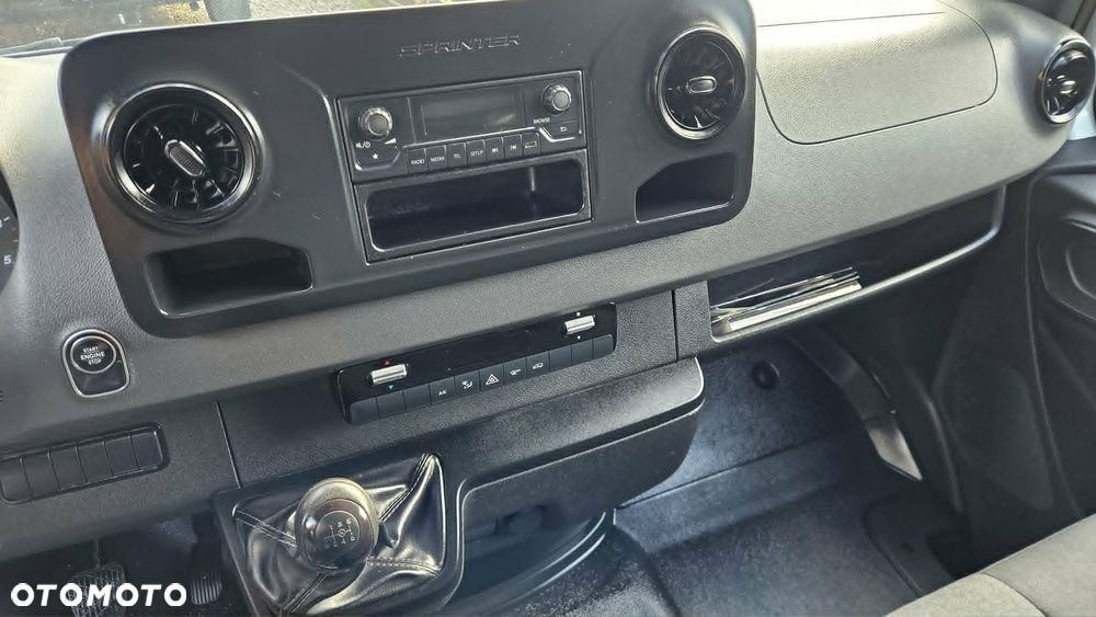 Mercedes-Benz SPRINTER 311CDI 37 - 11