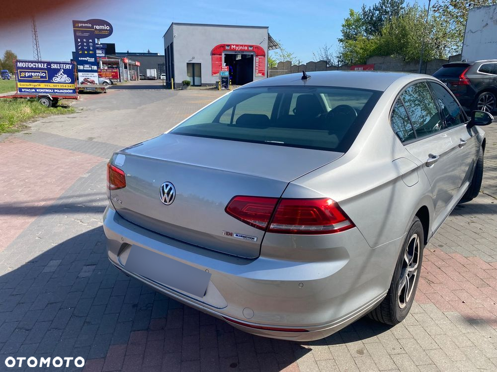Volkswagen Passat 1.6 TDI BMT City - 5