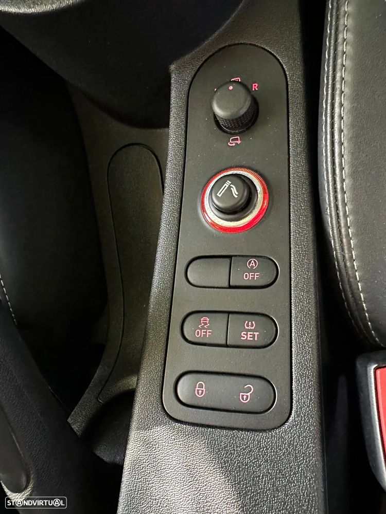 SEAT Leon 1.6 TDI Ecomotive Sport Start/Stop - 12