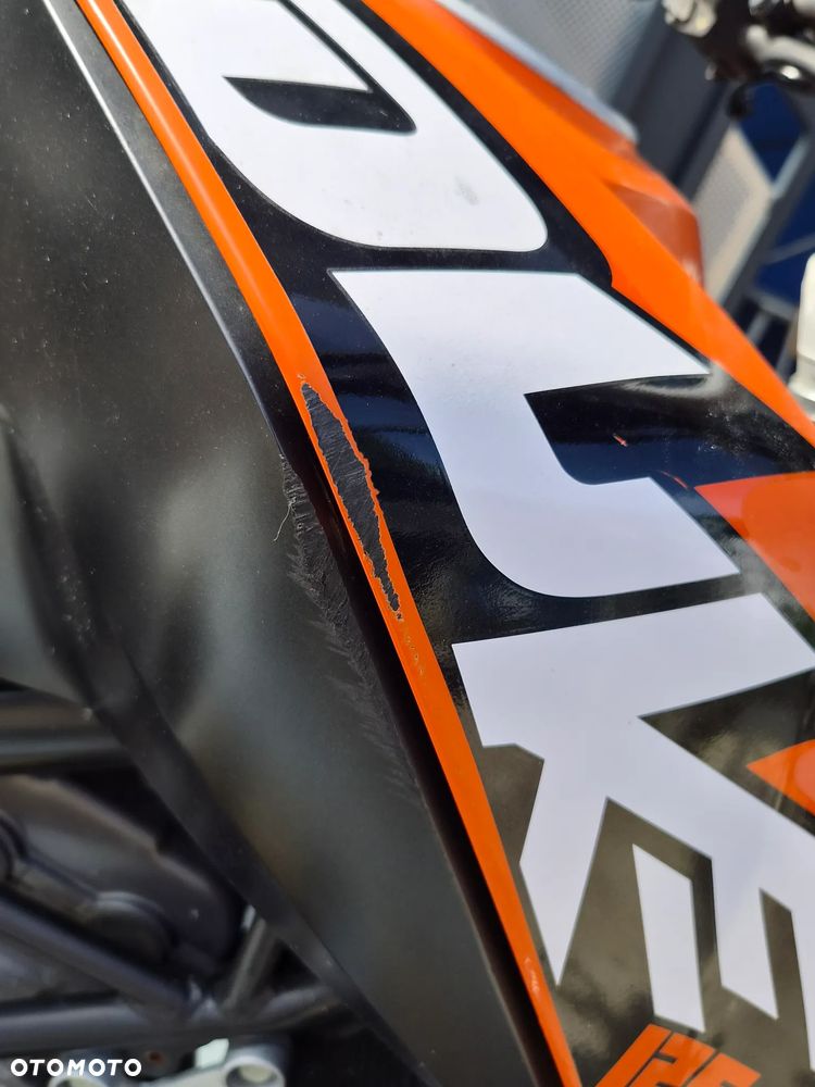 KTM Duke 125 - 9