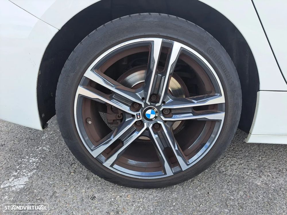 BMW 116 d Pack Desportivo M - 13
