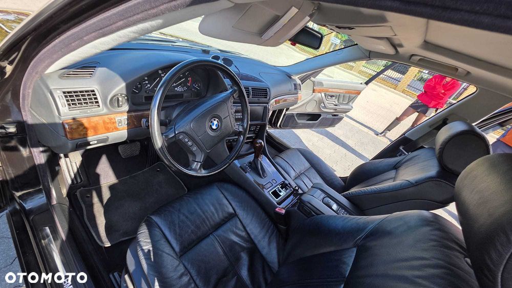 BMW Seria 7 - 3