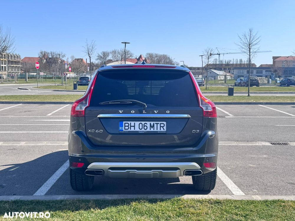 Volvo XC 60 D3 Momentum - 10