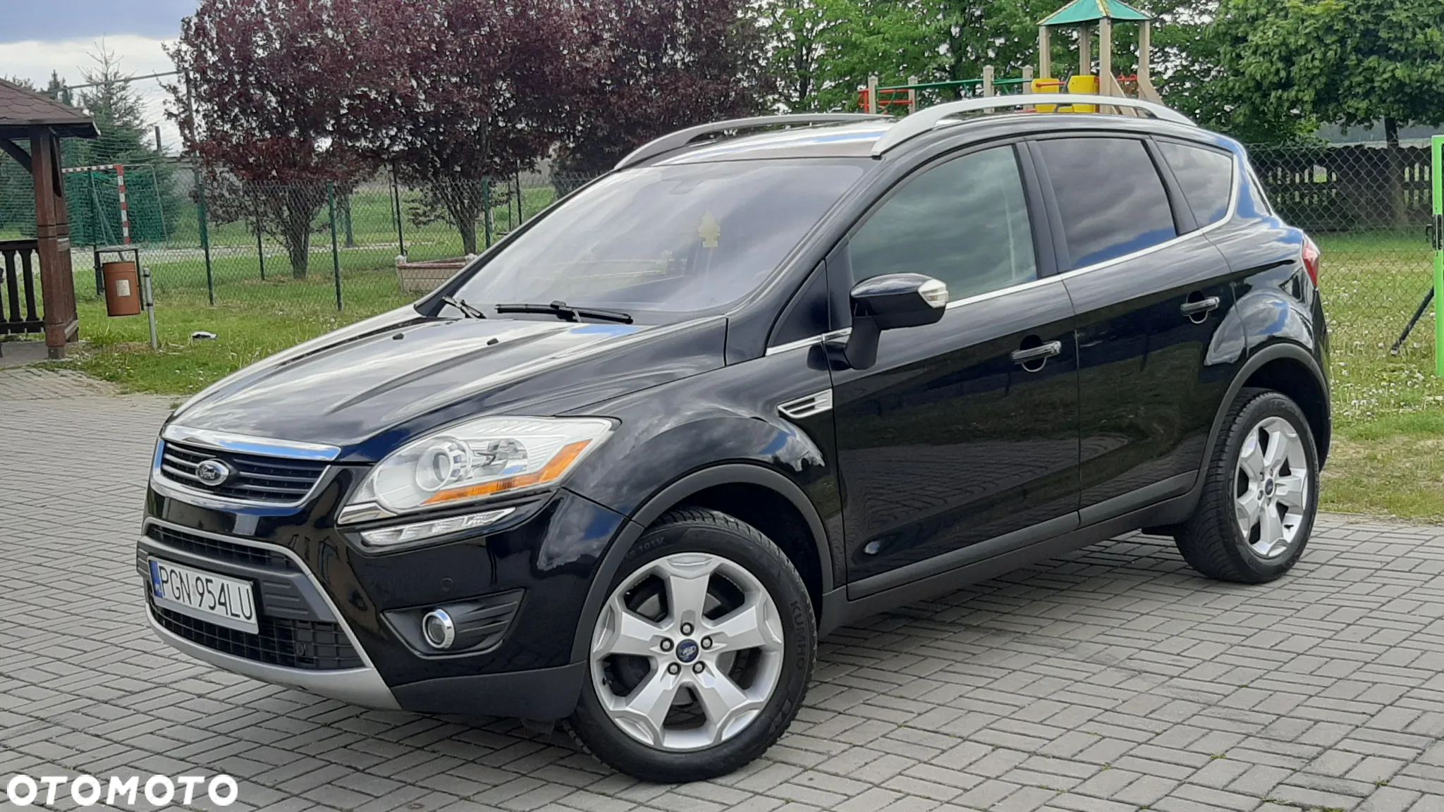 Ford Kuga 2.0 TDCi 4WD Titanium - 4