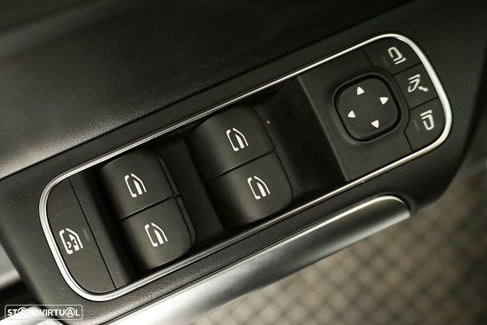 Mercedes-Benz B 250 e AMG Line — fotografia 19