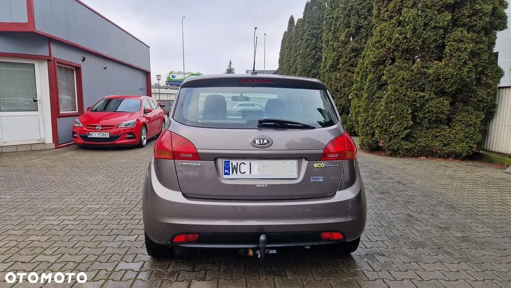 Kia Venga 1.4 L - 11