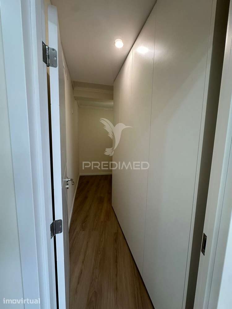 Apartamento T1+1 Remodelado com Varanda em Vila do Conde, Porto - Grande imagem: 4/7
