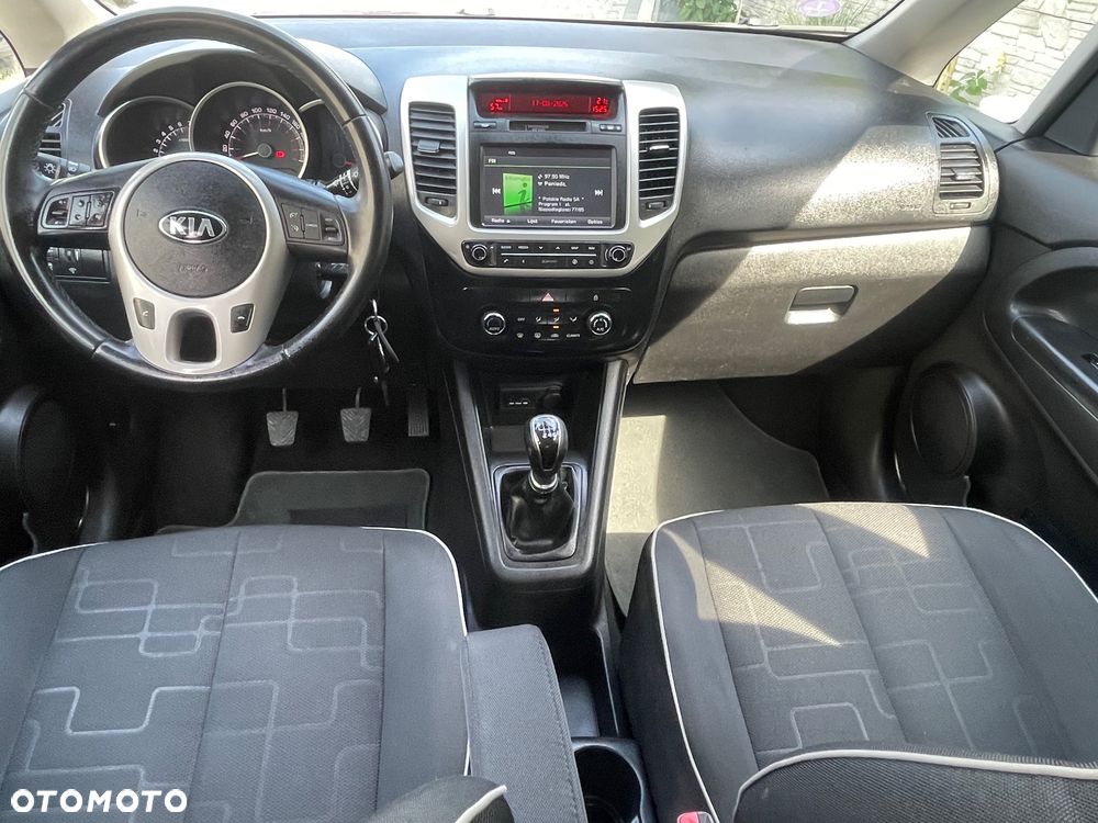 Kia Venga - 7