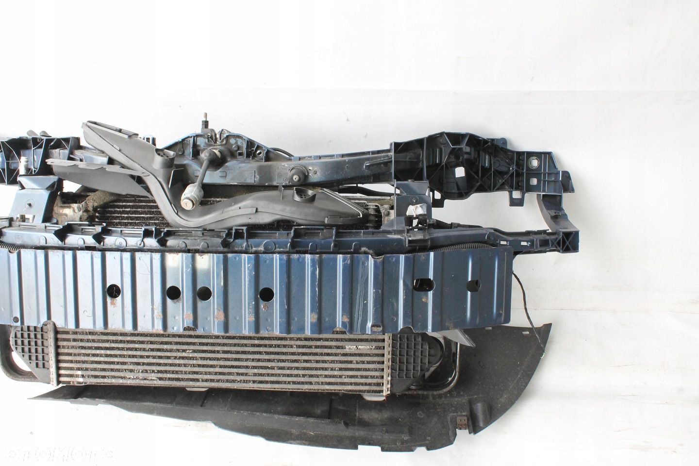 PAS PRZEDNI CHŁODNICE FORD FOCUS MK2 LIFT 2007R- 2.0 TDCI AUTOMAT - 9