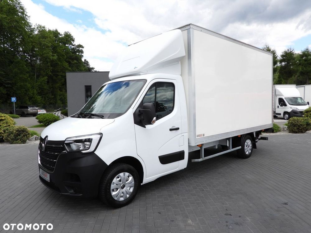 Renault MASTER KONTENER WINDA 8 PALET TEMPOMAT LEDY KLIMATYZACJA  145KM - 23