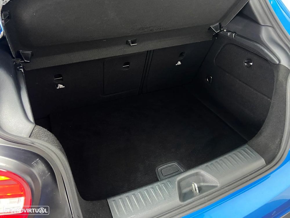 Mercedes-Benz A 180 d Urban - 11