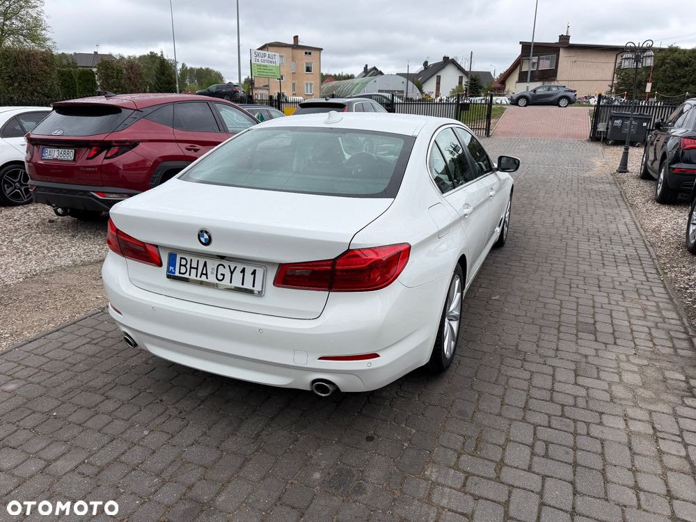BMW Seria 5 520d Luxury Line - 37