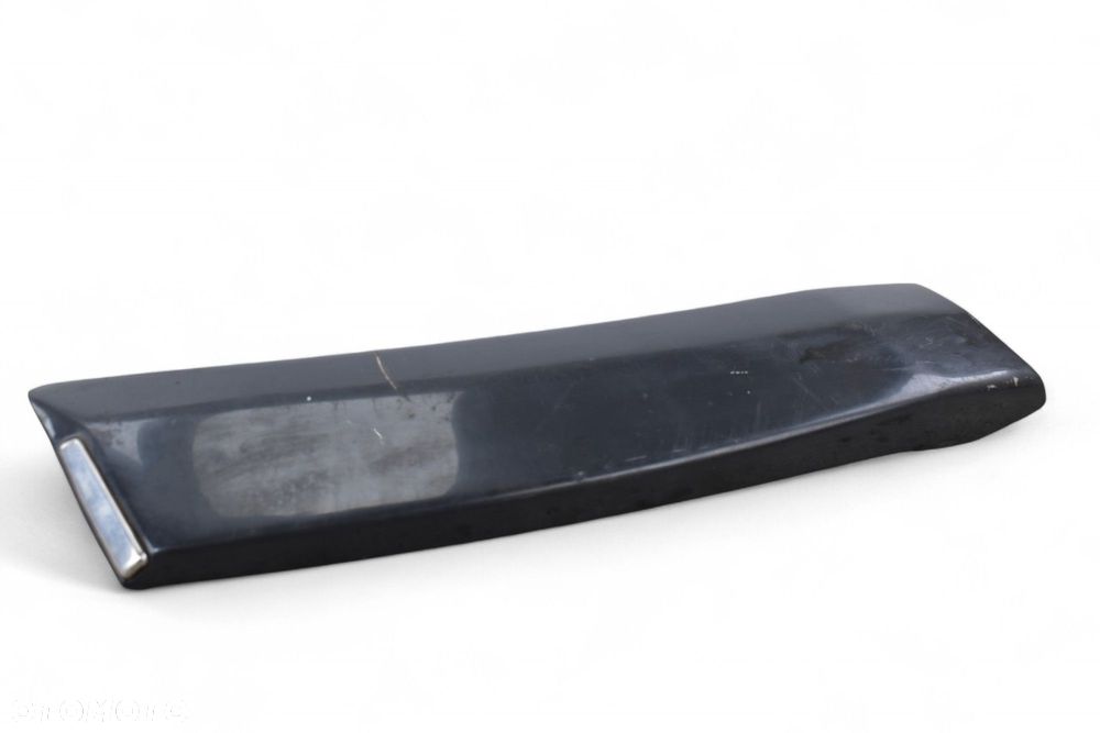 Listwa Błotnika Lewy Tył MERCEDES W124 SEDAN KOMBI 1246901940 - 2