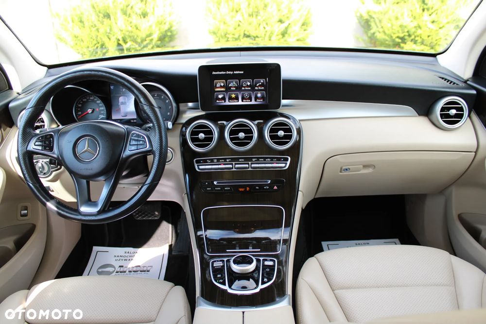 Mercedes-Benz GLC 300 4Matic 9G-TRONIC - 25