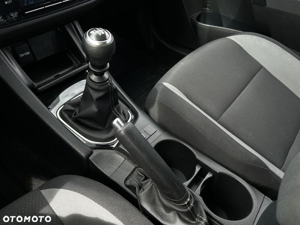 Toyota Auris 1.6 Active - 17