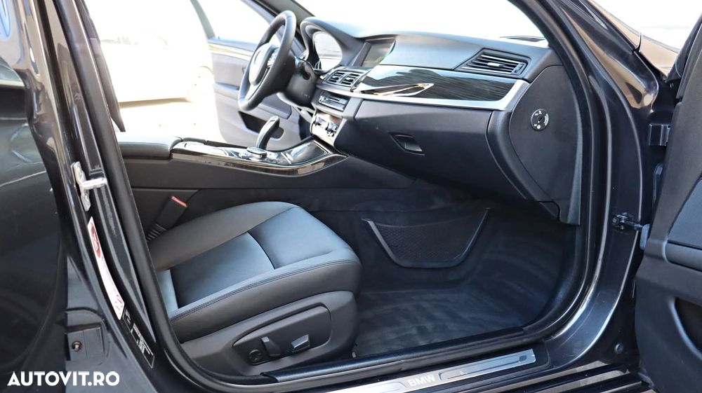 BMW Seria 5 525d Aut. Luxury Line - 9