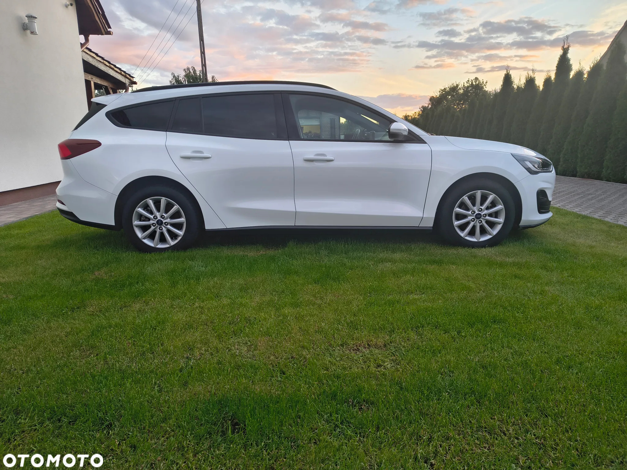 Ford Focus 1.0 EcoBoost Hybrid ACTIVE - 21