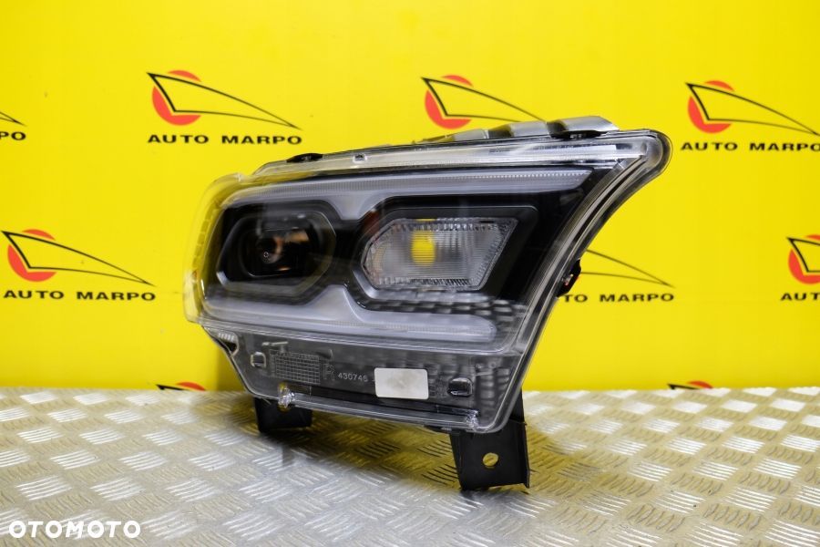 DODGE DURANGO LIFT 2021- REFLEKTOR LAMPA PRAWA CZARNA LED USA - 5
