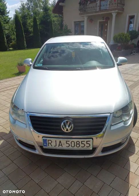 Volkswagen Passat 1.8 TSI Comfortline - 29