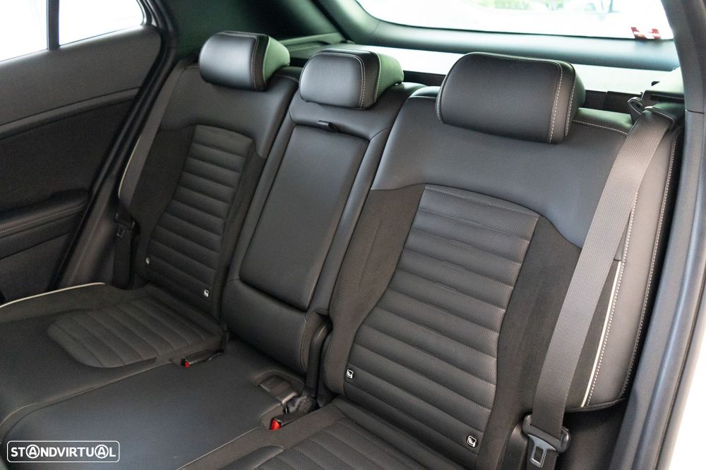 Kia Sportage 1.6 T-GDI AWD Pack GT-Line - 11