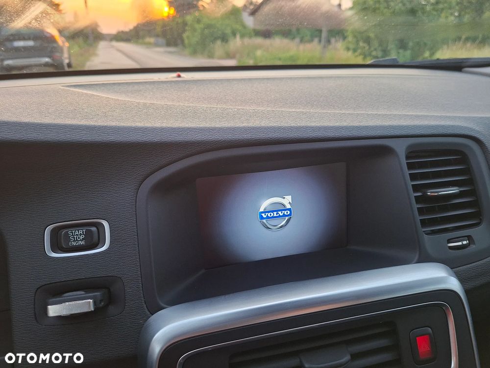 Volvo S60 D3 Momentum - 23