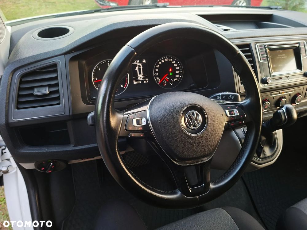 Volkswagen Transporter T6 - 11