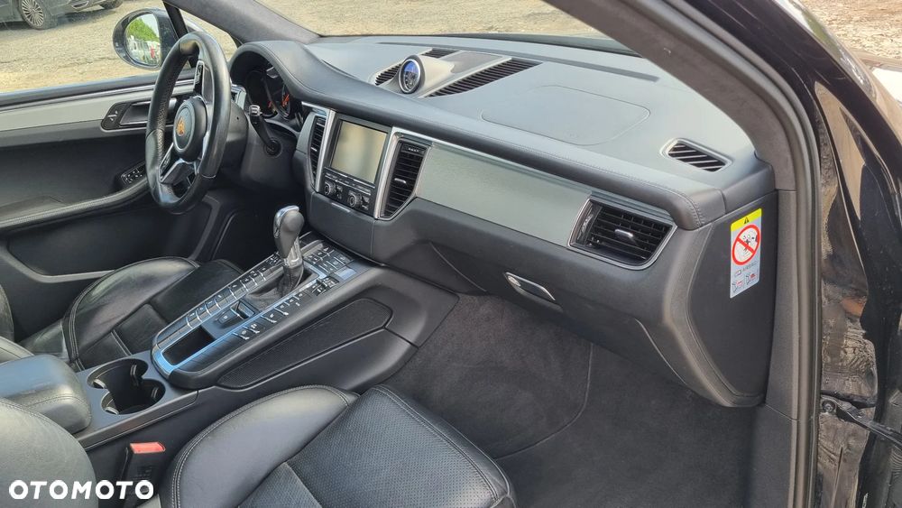 Porsche Macan Turbo PDK - 4
