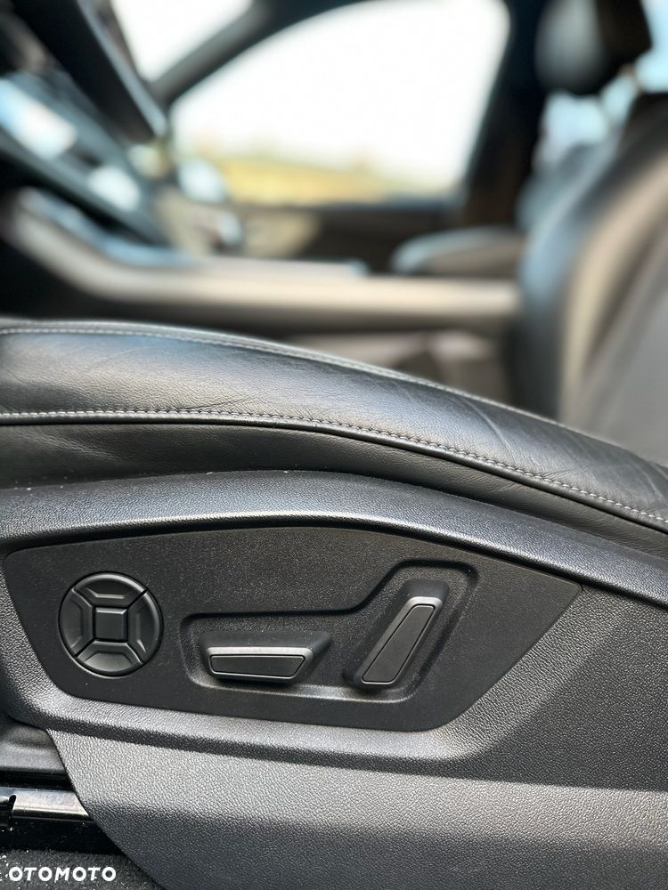 Audi SQ7 4.0 TDI Quattro Tiptronic - 25