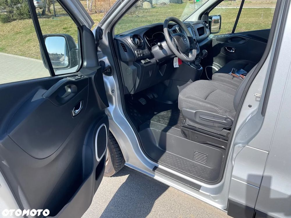Opel Vivaro - 7
