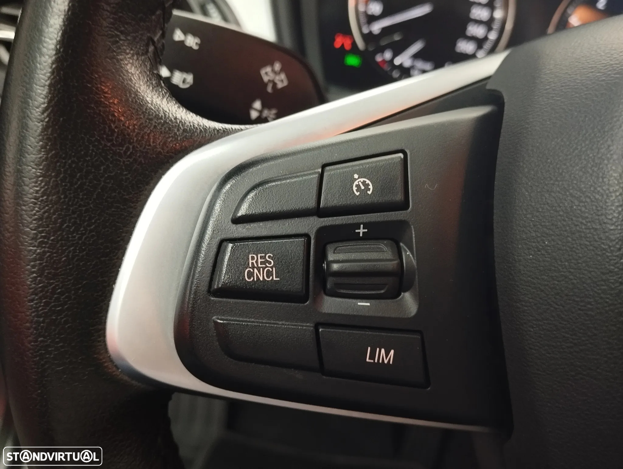 BMW X1 16 d sDrive - 23